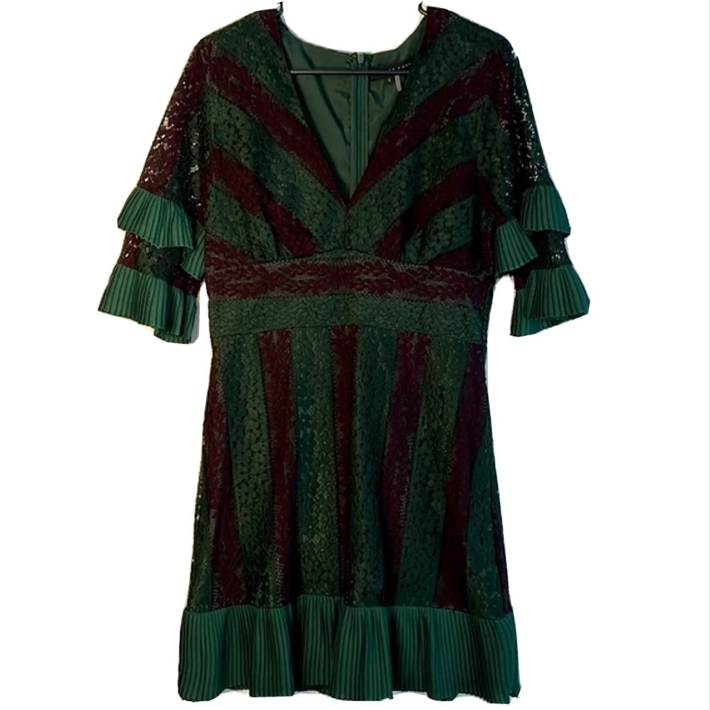 ENDLESS ROSE Dress Women Sz L Lace Empire Waist Green Burgandy Pleated Ruffle